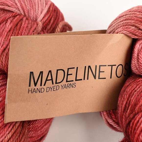 MadelineTosh DK Twist Hand Dyed Yarn 2 Skeins Superwash Merino 250 Yds Afterglow - Picture 3 of 4